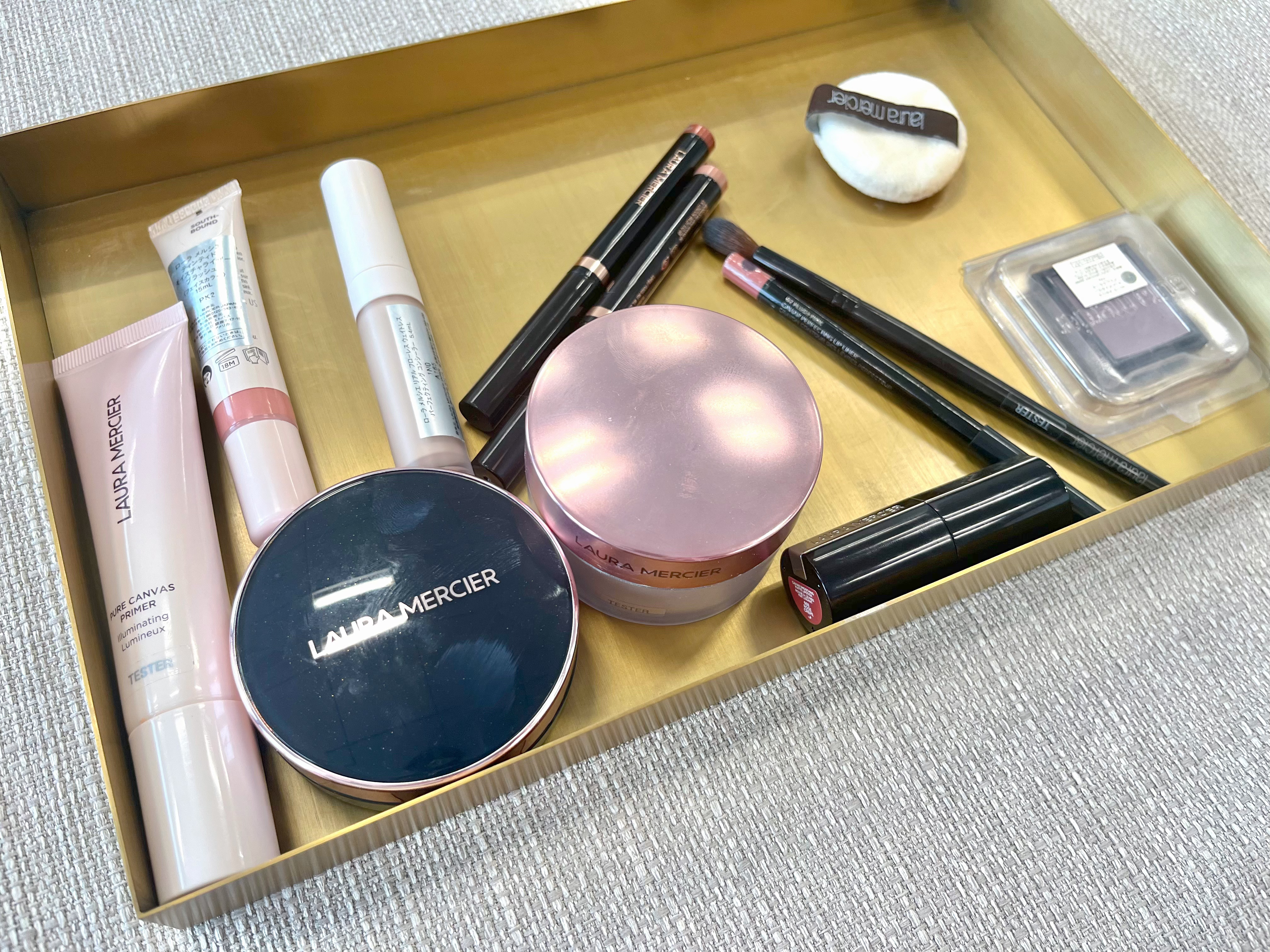 リアル フローレス ウェイトレス パーフェクティング コンシーラー 1N0/ローラ メルシエ/リキッドコンシーラーを使ったクチコミ（3枚目）