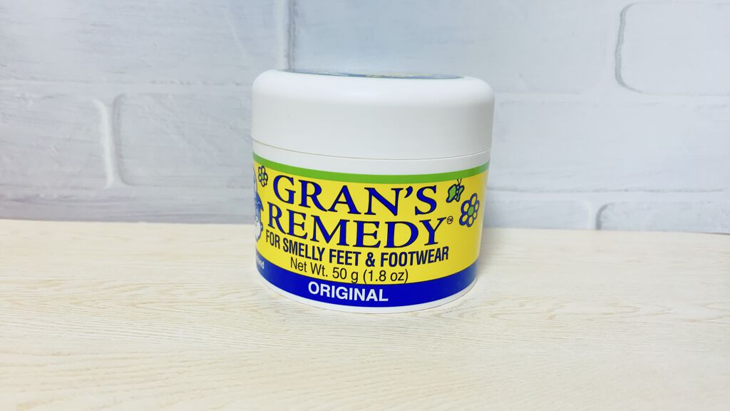 グランズレメディ フットパウダー オリジナル/グランズレメディ/デオドラント・制汗剤を使ったクチコミ(1枚目)