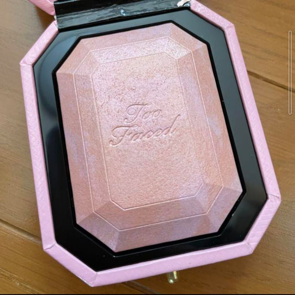 ダイヤモンドライト マルチユース ハイライター/Too Faced/パウダーハイライトを使ったクチコミ(2枚目)