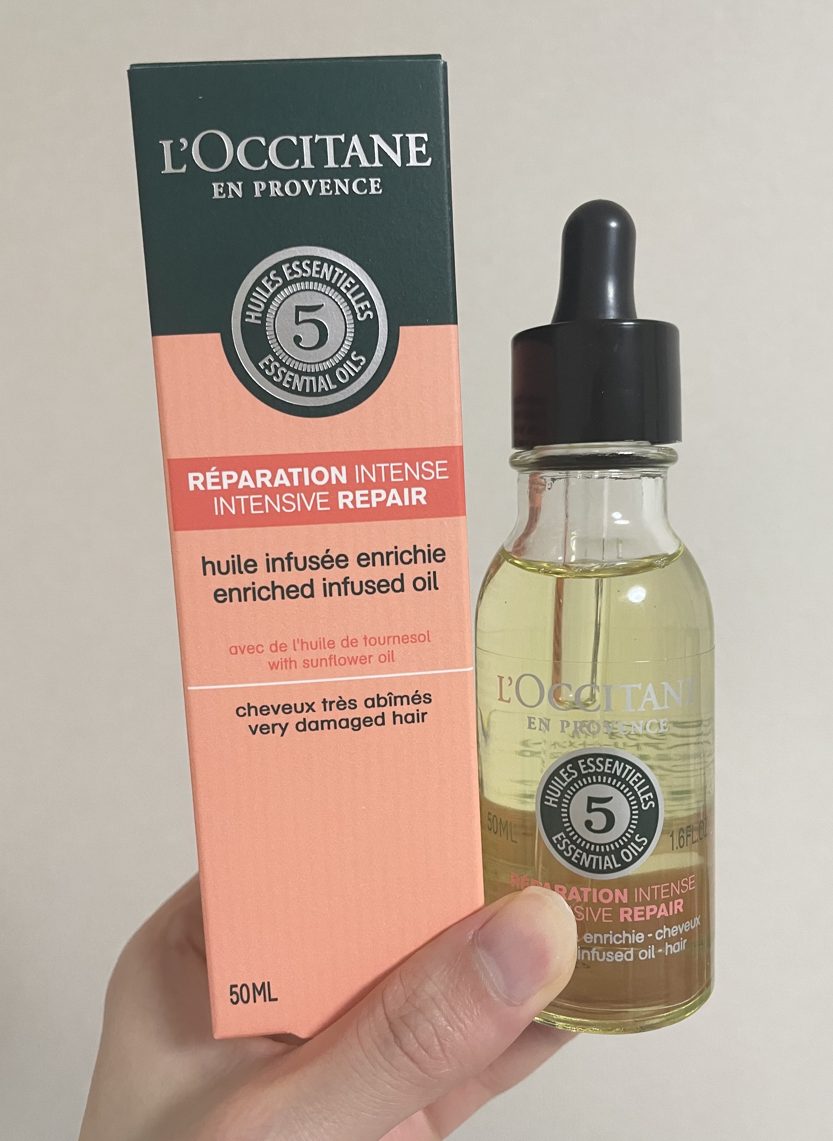 ファイブハーブス リペアリングインテンシヴオイル/L'OCCITANE/ヘアオイルを使ったクチコミ（1枚目）
