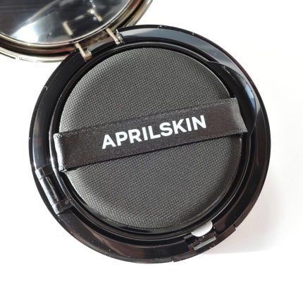 マジックスノークッションブラック 3.0/APRILSKIN/クッションファンデーションを使ったクチコミ(4枚目)