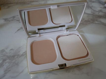 シルキー フィット/COVERMARK/パウダーファンデーションを使ったクチコミ(1枚目)