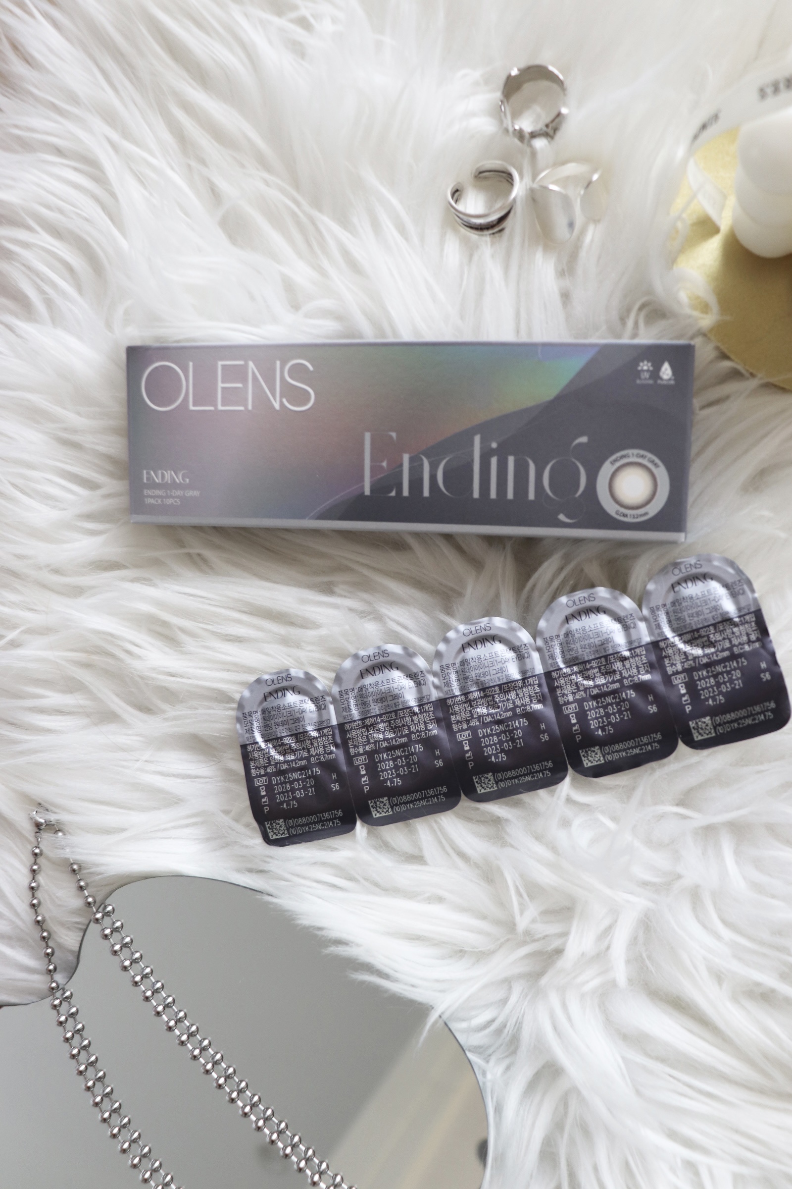 Ending 1day グレー/OLENS/ワンデー（１DAY）カラコンを使ったクチコミ（1枚目）