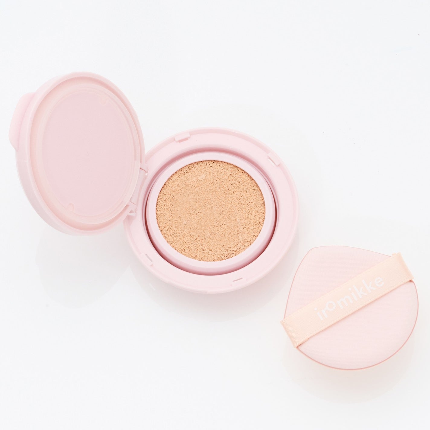 イロミッケ コンパクト クッションファンデーション 01 ポーセリン