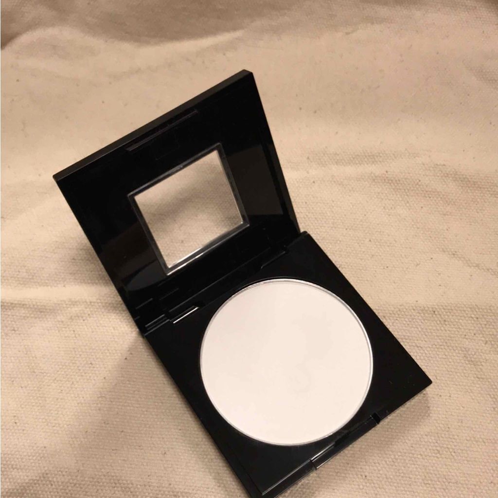 ヴィセ アヴァン パーフェクトフィニッシュ グロウ/Visée/プレストパウダーを使ったクチコミ（2枚目）