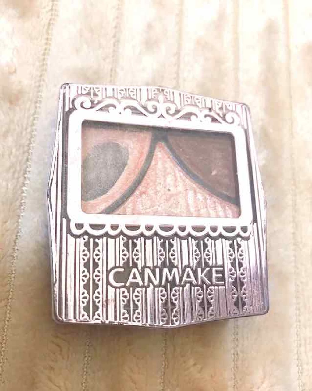 ジューシーピュアアイズ/キャンメイク/アイシャドウパレットを使ったクチコミ（1枚目）