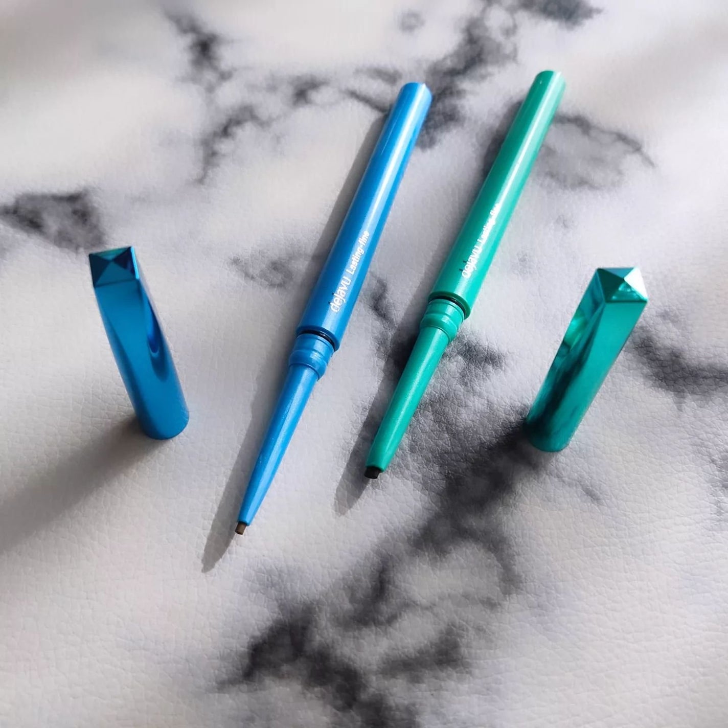 「密着アイライナー」クリームペンシル/デジャヴュ/ペンシルアイライナーを使ったクチコミ(3枚目)