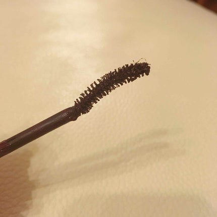 MAYBELLINE NEW YORK ボリュームエクスプレス マグナム スーパーフィルムのクチコミ「初めて睫毛に塗ったとき、何とも言えない色味がとっても気に入ったマスカラです😍😍
この02番の.....」(3枚目)