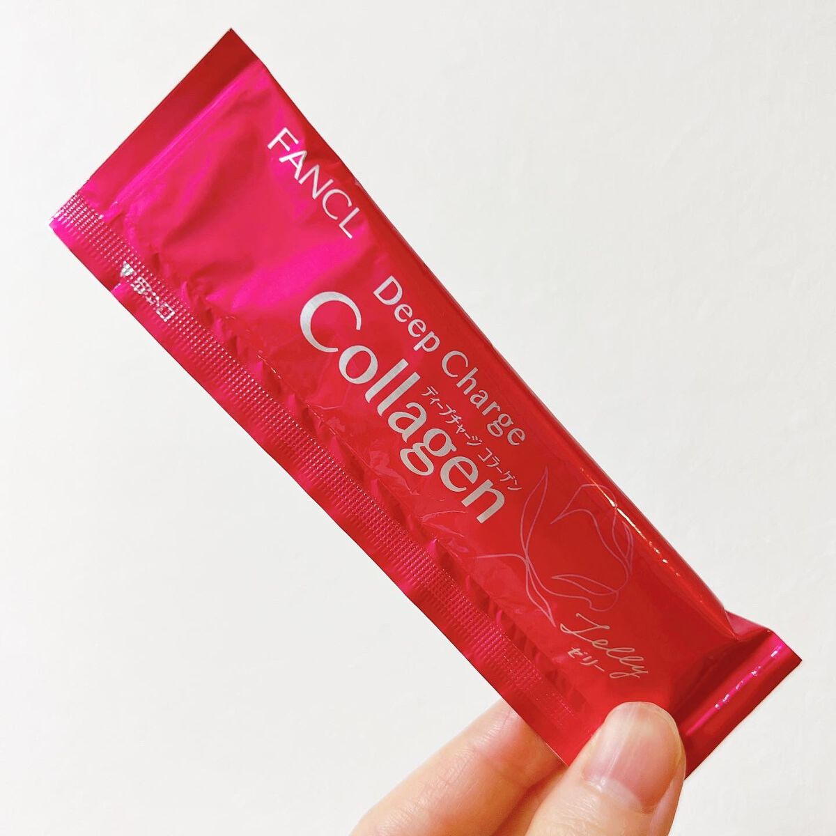 ディープチャージ  コラーゲン スティックゼリー/ファンケル/美容サプリメントを使ったクチコミ（2枚目）