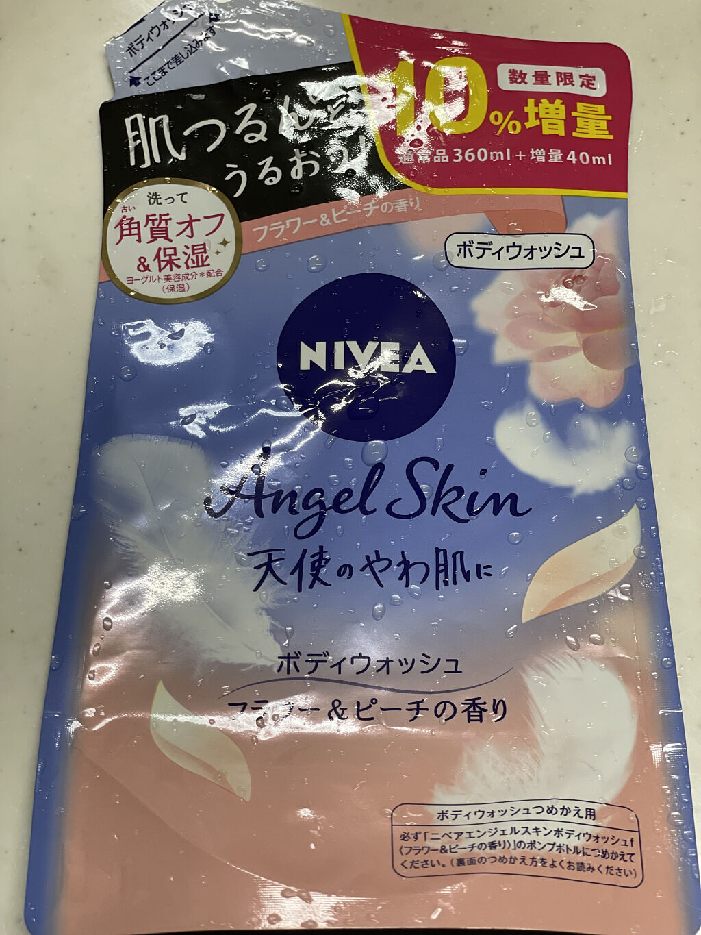ニベア エンジェルスキン ボディウォッシュ フラワー＆ピーチの香り つめかえ用 360ml/ニベア/ボディソープを使ったクチコミ（1枚目）
