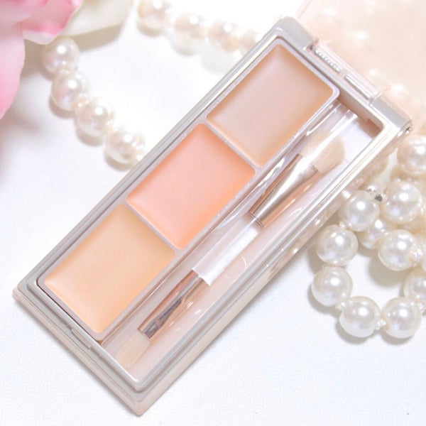 コンシーラーが乾燥してひび割れたり浮いたりする原因は?おすすめアイテムや対策も紹介!