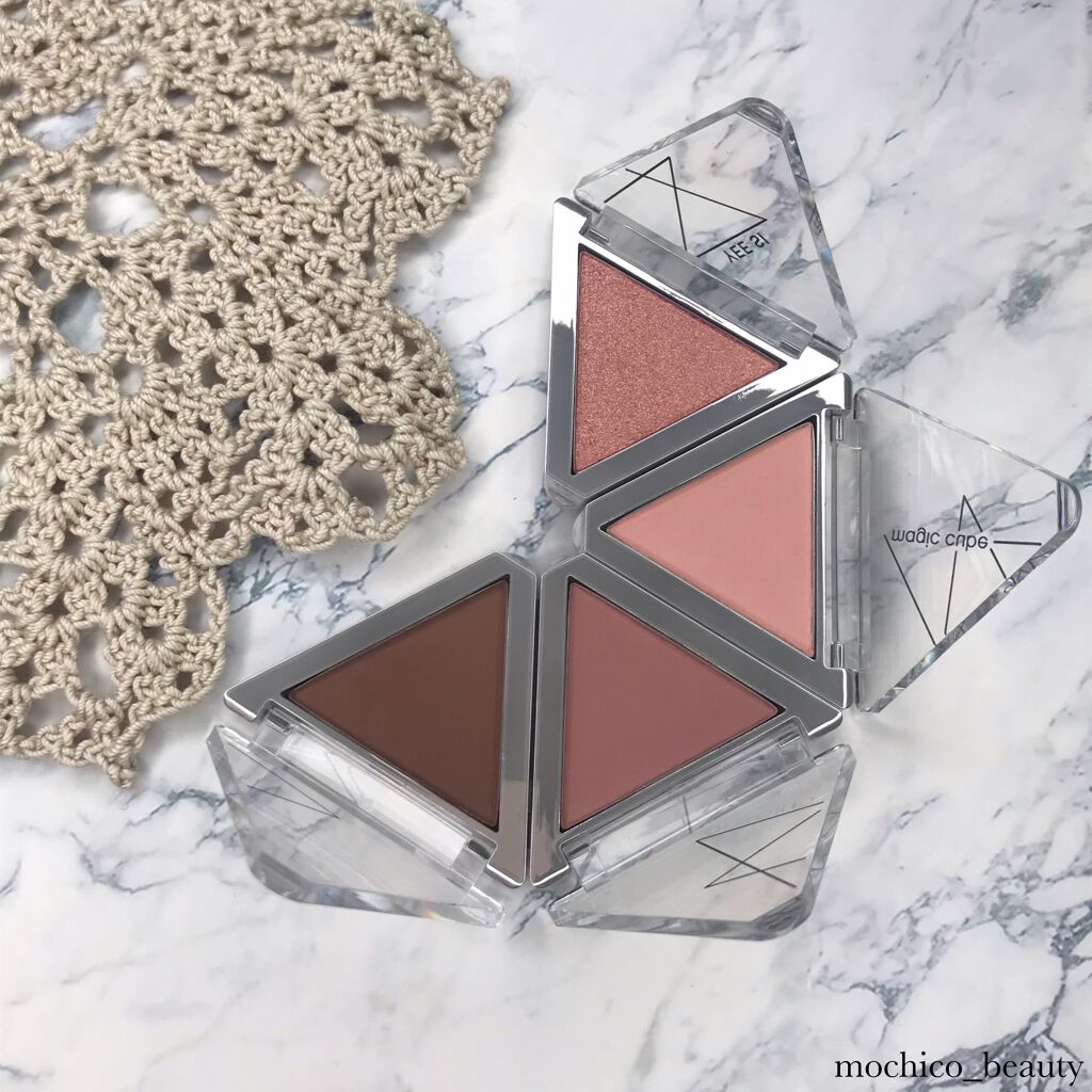 もちこ | 元エステティシャン | 気になった方フォロバ on LIPS 「折りたためるアイシャドウパレットCHIOTURE 『折りたたみ..」(2枚目)