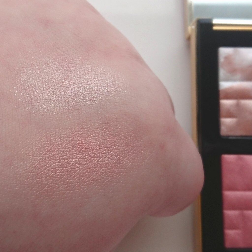 ハイライティング パウダー デュオ(LOVES RADIANCE COLLECTION) L02 ピンクグロウ/BOBBI BROWN/パウダーハイライトを使ったクチコミ（2枚目）