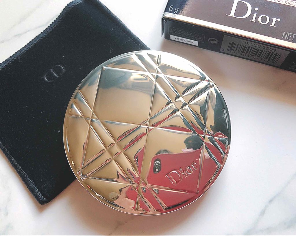 ディオールスキン ミネラル ヌード ルミナイザー パウダー/Dior/プレストパウダーを使ったクチコミ（2枚目）