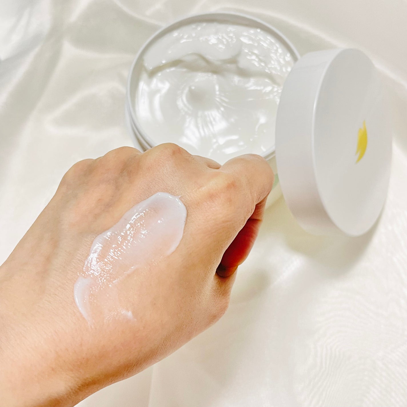 ダヴ クリームボディウォッシュ コンフォートモイスチャー/ダヴ/ボディソープを使ったクチコミ(5枚目)