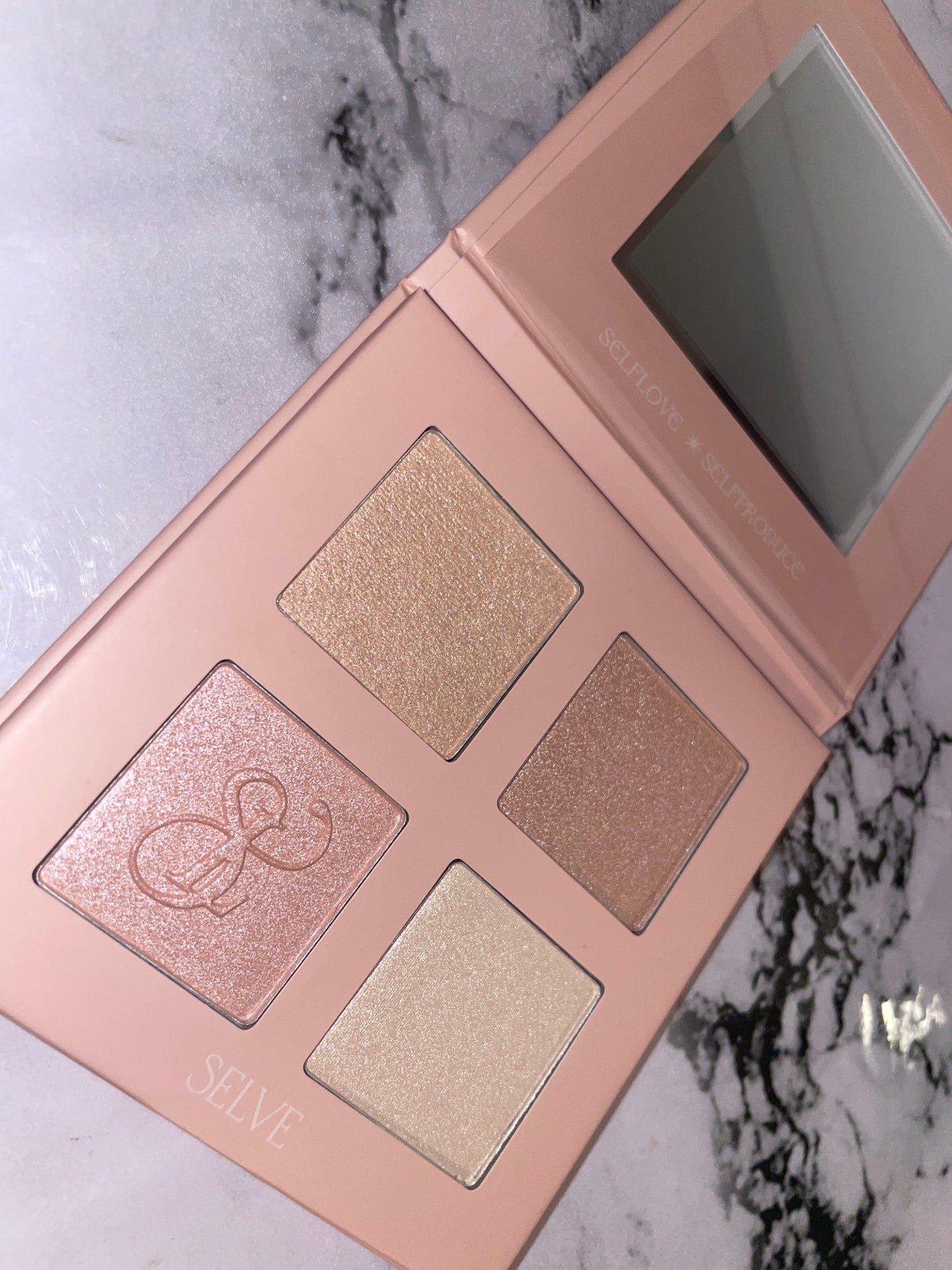 プリズムショットマルチハイライトパレット/SELVE/パウダーハイライトを使ったクチコミ(2枚目)