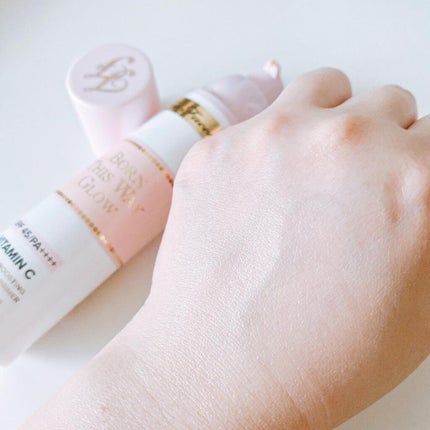 ボーン ディス ウェイ グロウ モイスチュアライジング メイクアップ プライマー/Too Faced/化粧下地を使ったクチコミ(3枚目)