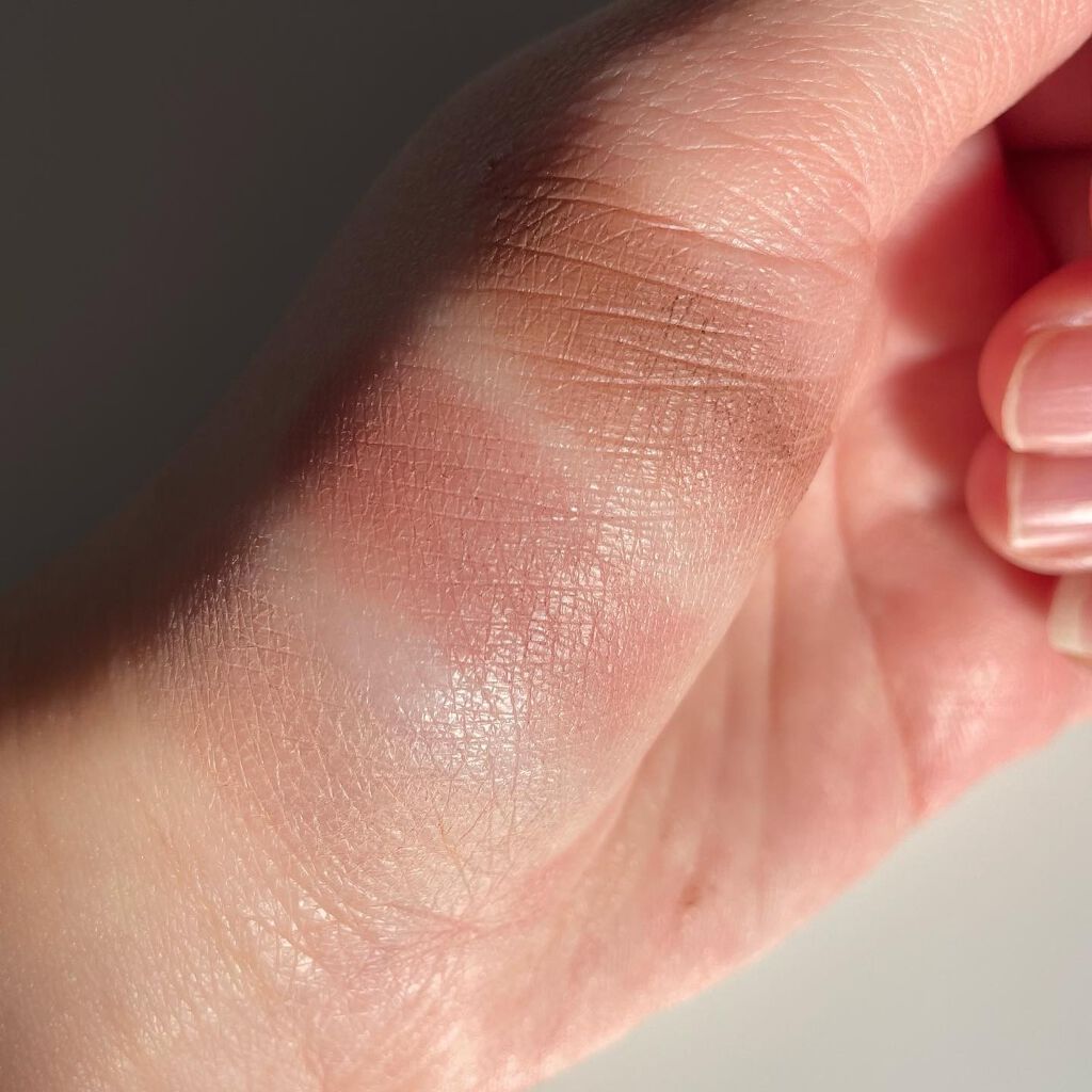 Haru❤︎ on LIPS 「【眉毛で簡単に垢抜ける!ᴠɪsᴇᴇアイブロウパウダー】最近ピ..」(3枚目)