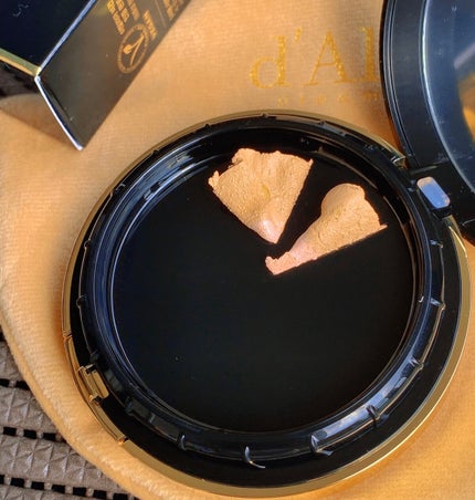 スキンフィットグラインディングセラムカバーパクト/ダルバ/その他ファンデーションを使ったクチコミ(5枚目)