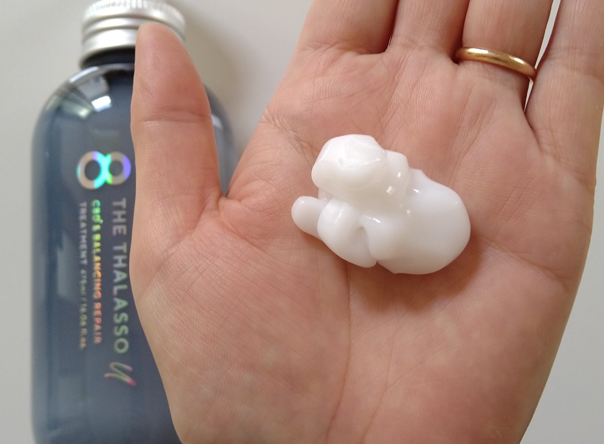 エイトザタラソ ユー CBD＆インテンシブ カプセル ヘアオイル/エイトザタラソ/ヘアオイルを使ったクチコミ（3枚目）