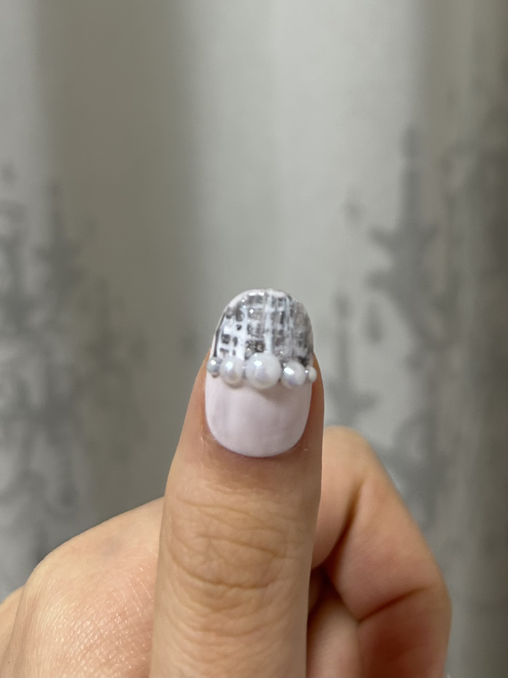 パル カラージェル グリッターシルバー/キャンドゥ/ジェルネイルを使ったクチコミ（3枚目）