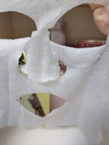 MITOMO 浮世絵シートマスク ビタミンのクチコミ「MITOMO
 ビタミン+江戸紫エッセンスマスクです。
浮世絵シリーズの、藝妓さんの絵みたいで.....」（3枚目）