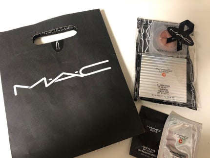 グロー プレイ ブラッシュ/M・A・C/ジェル・クリームチークを使ったクチコミ(1枚目)