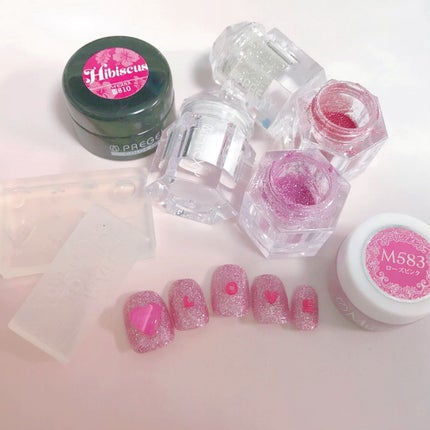 なかやまちえこ on LIPS 「今日は甘め♡365日ネイル110日め⠀⠀グリッターはPREXY..」(2枚目)