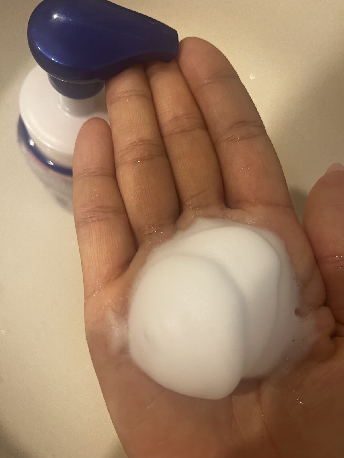 ニベア クリアビューティー弱酸性泡洗顔 もっちり美肌/ニベア/泡洗顔を使ったクチコミ（2枚目）