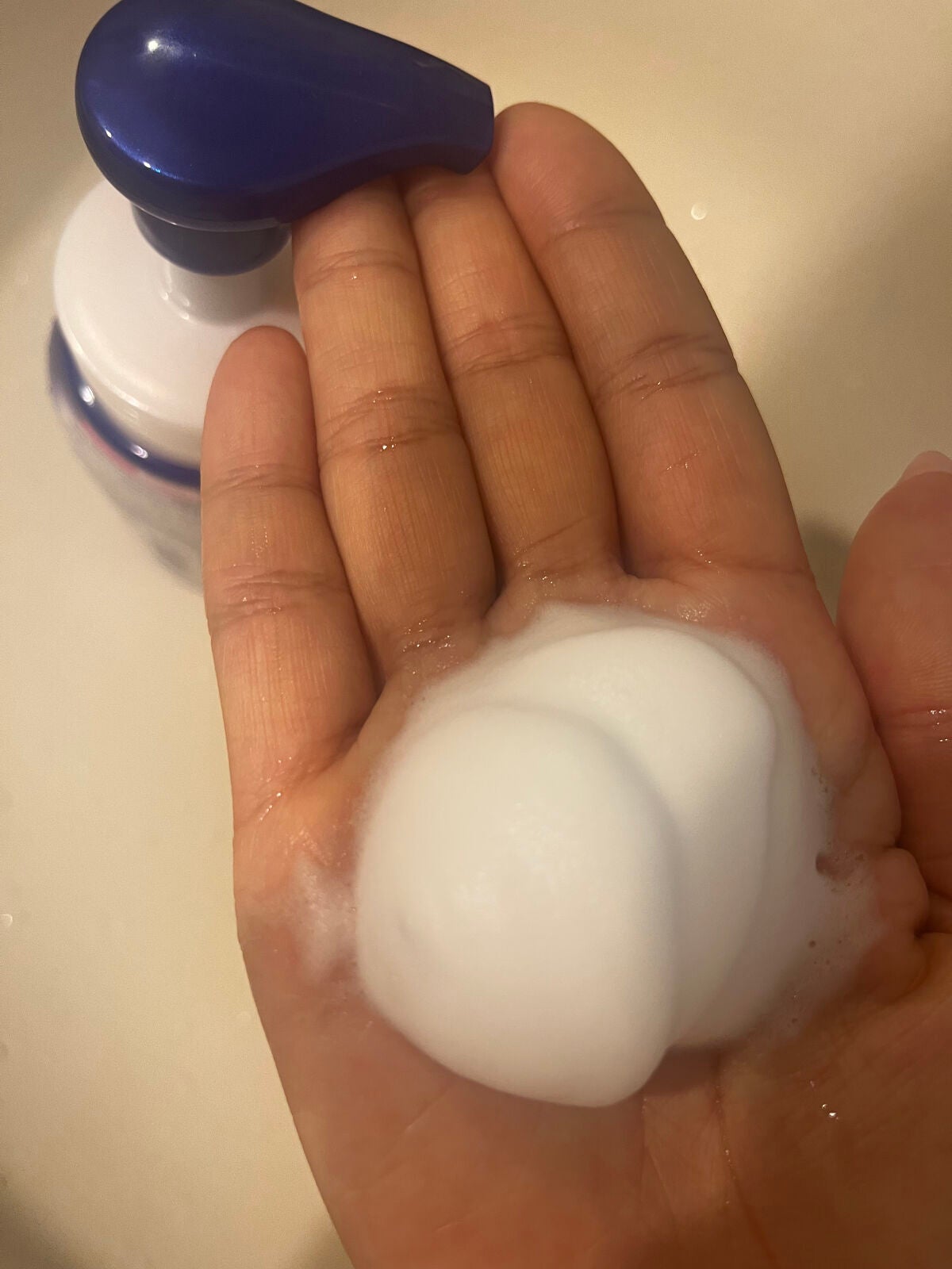 ニベア クリアビューティー弱酸性泡洗顔 もっちり美肌/ニベア/泡洗顔を使ったクチコミ(2枚目)