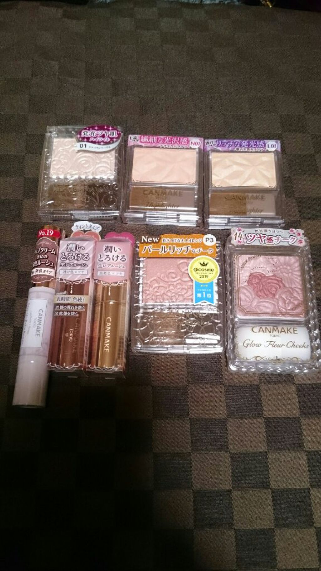 グロウフルールチークス/キャンメイク/パウダーチークを使ったクチコミ（1枚目）