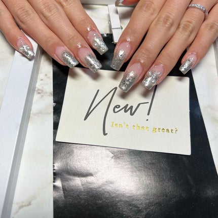 cst on LIPS 「#シルバーネイル#silver💅#ネイル好きな人と繋がりたい#..」(4枚目)