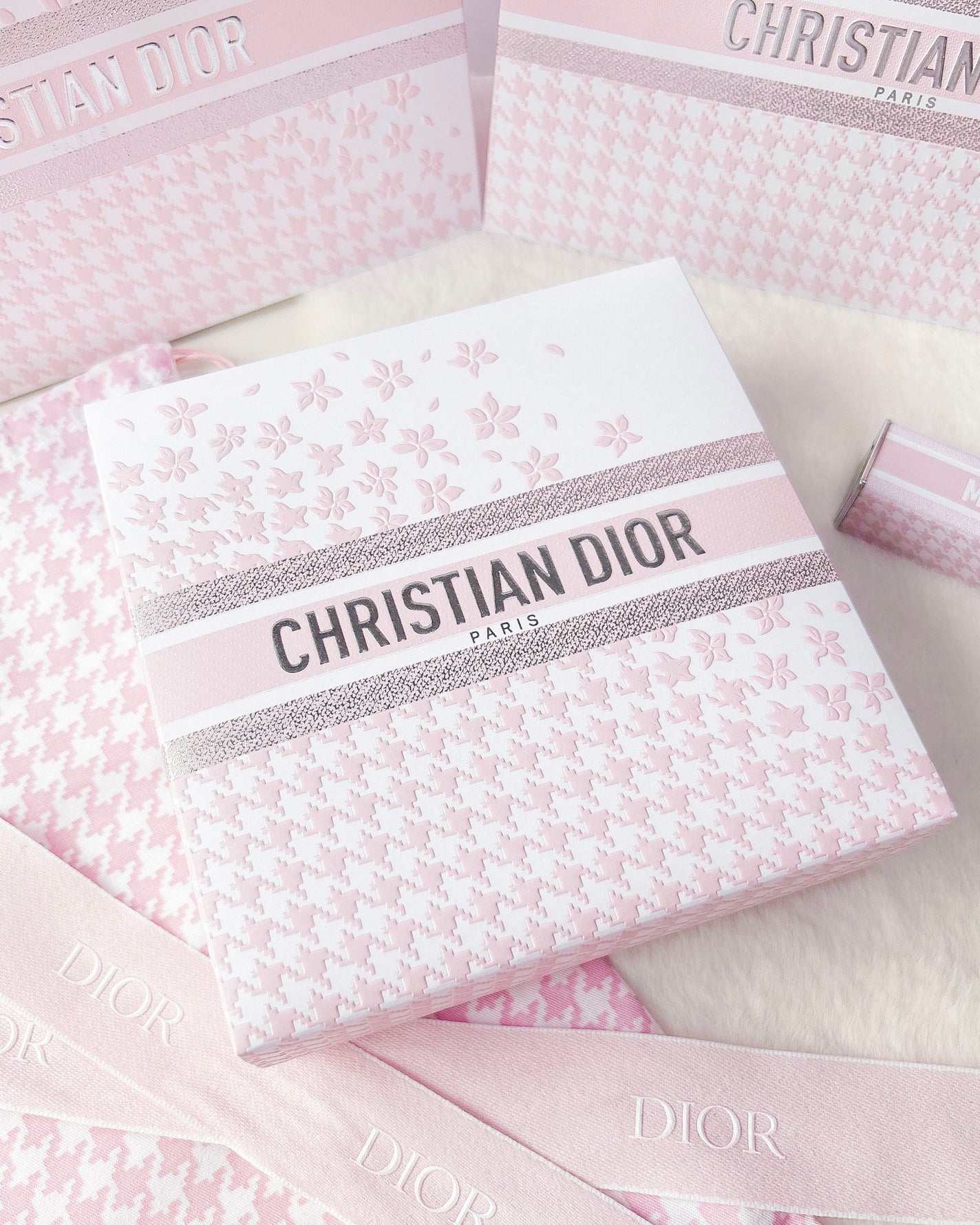 ディオール アディクト リップ グロウ/Dior/リップバームを使ったクチコミ(2枚目)