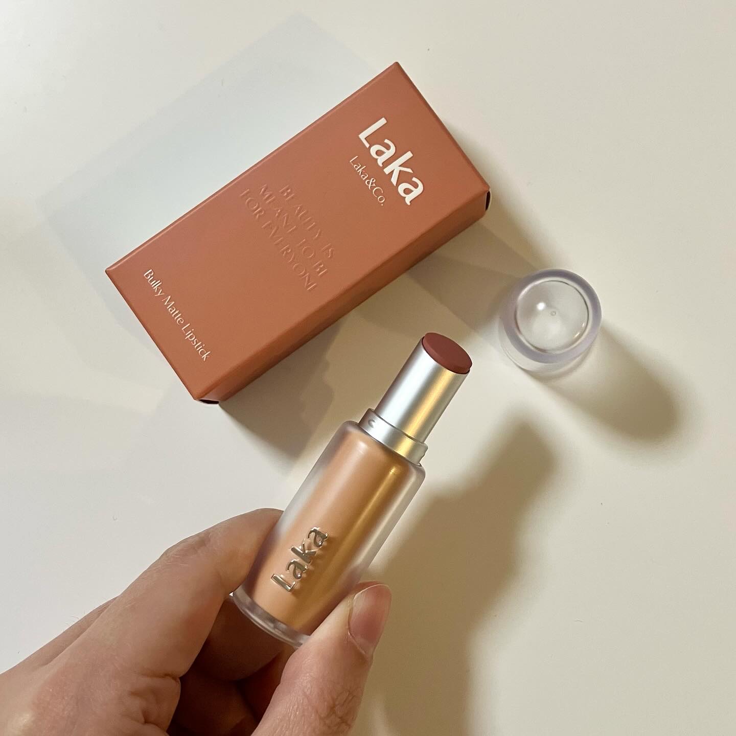 バルキーマットリップスティック/Laka/口紅を使ったクチコミ（1枚目）