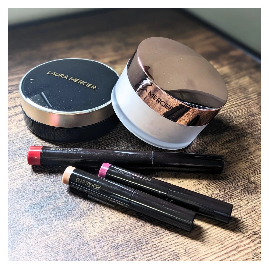 フローレス ルミエール ラディアンス パーフェクティング クッション/ローラ メルシエ/クッションファンデーションを使ったクチコミ（2枚目）