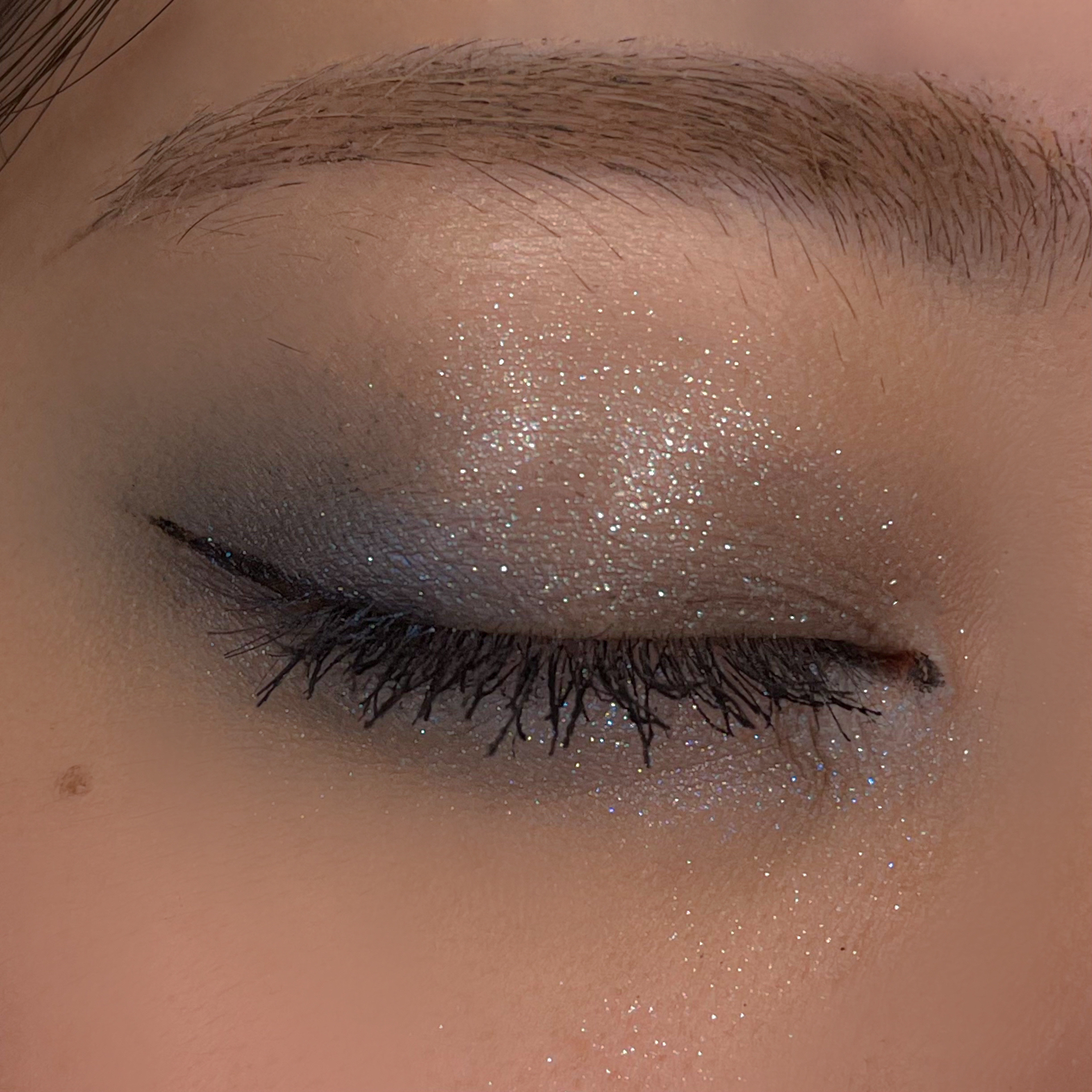 DIAMOND BOMB/FENTY BEAUTY BY RIHANNA/パウダーハイライトを使ったクチコミ（2枚目）