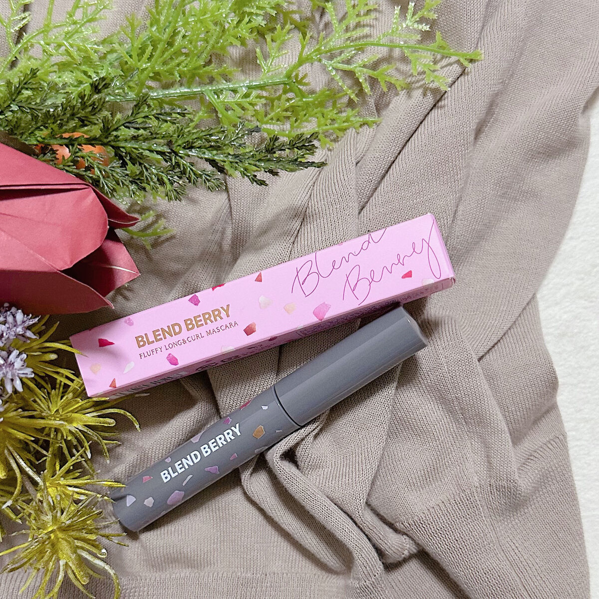 フラッフィー ロング＆カール マスカラ 001 ブラックカラント/BLEND BERRY/マスカラを使ったクチコミ（1枚目）