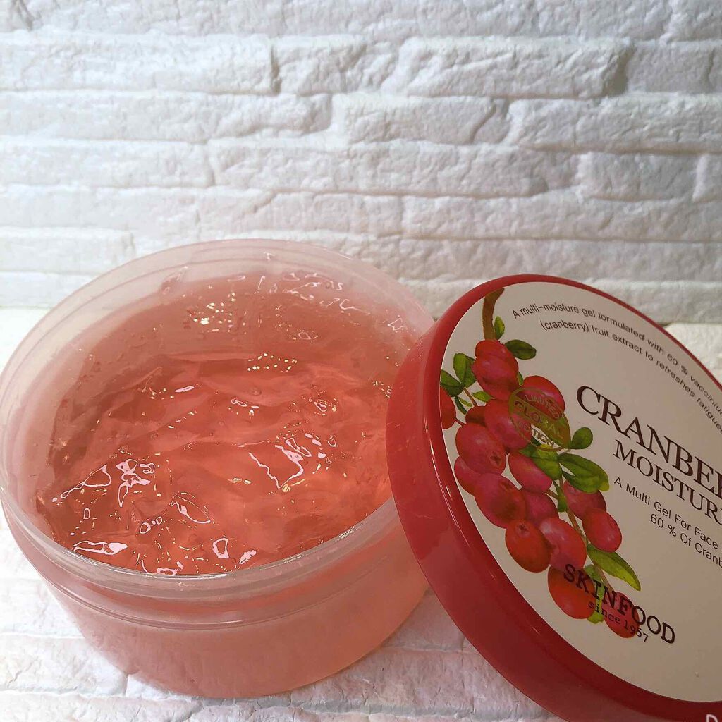 クランベリーモイスチャージェル/SKINFOOD/ボディローションを使ったクチコミ(1枚目)