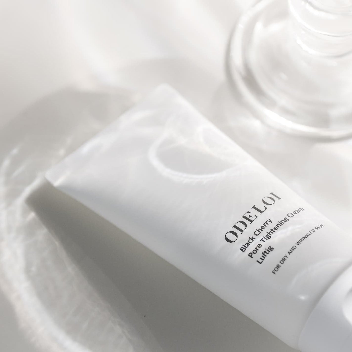 ブラックチェリー毛穴収縮クリーム ルフティグ/ODELOI/フェイスクリームを使ったクチコミ(4枚目)
