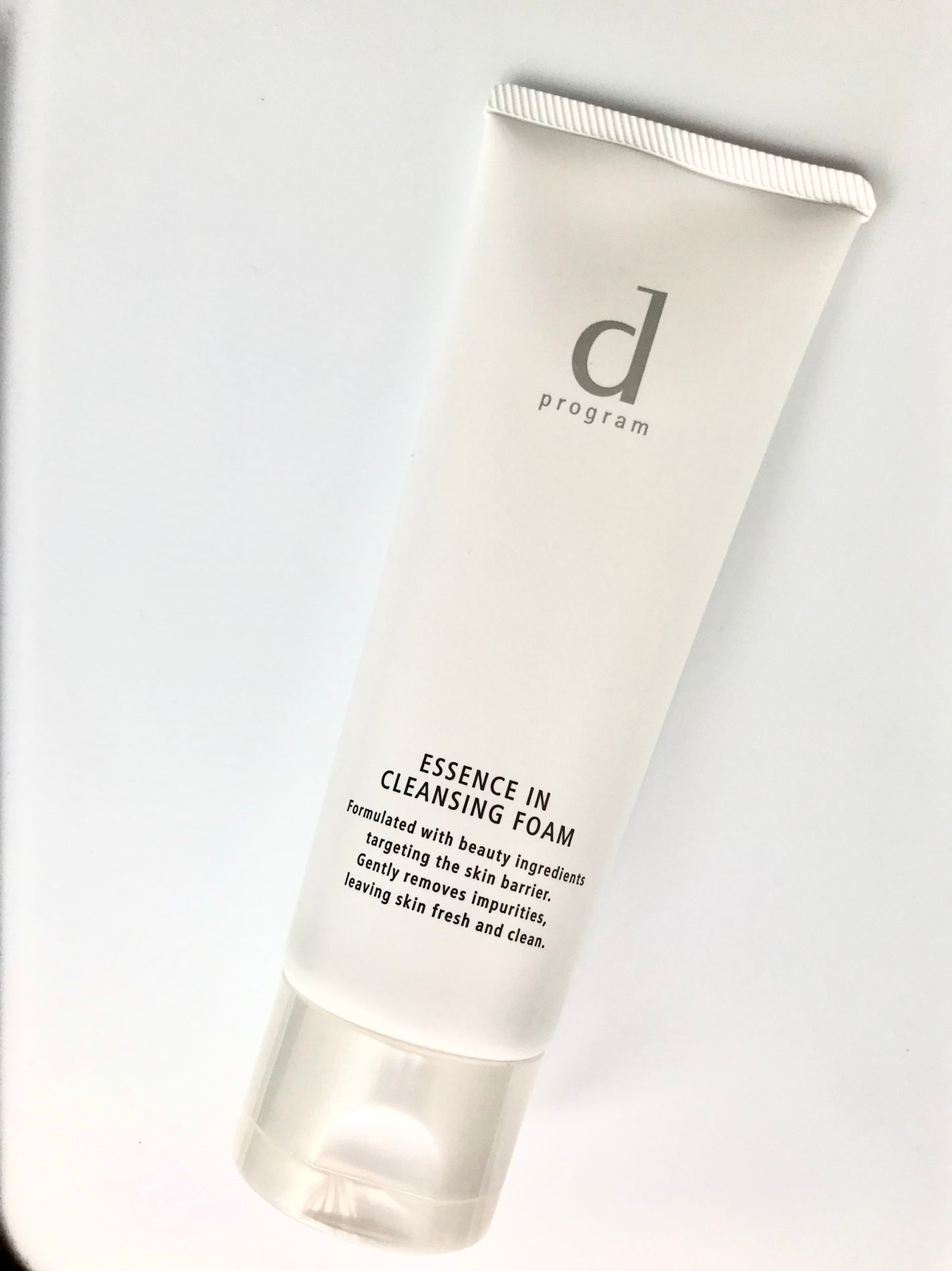 エッセンスイン クレンジングフォーム/d プログラム/洗顔フォームを使ったクチコミ(1枚目)