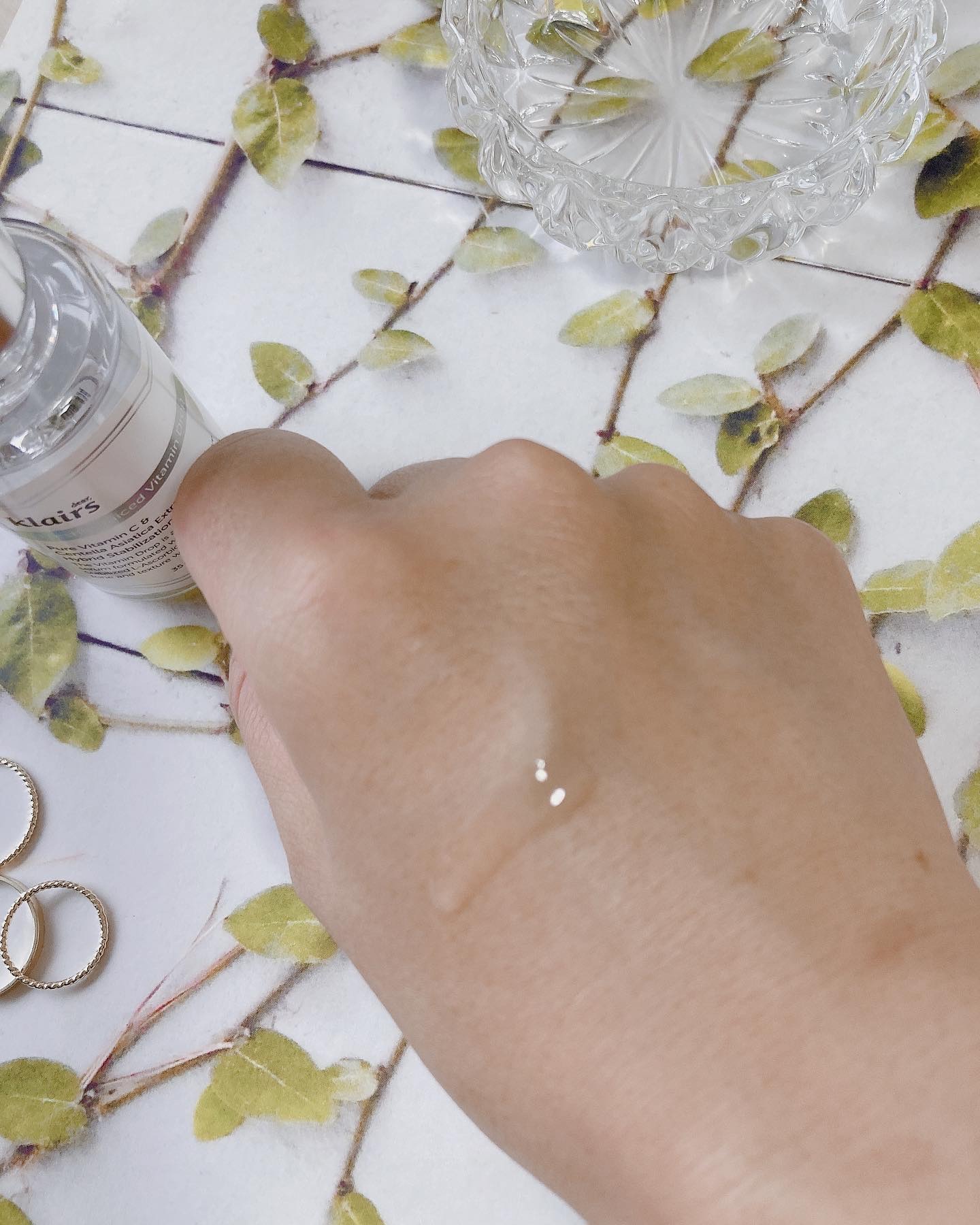 フレッシュリージュースドビタミンドロップ(35ml)/Klairs/美容液を使ったクチコミ（3枚目）