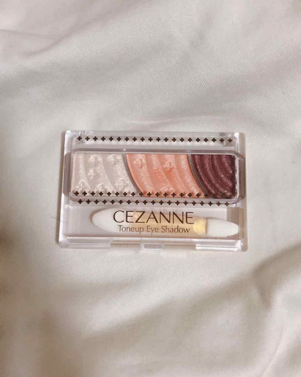 トーンアップアイシャドウ/CEZANNE/アイシャドウパレットを使ったクチコミ(1枚目)