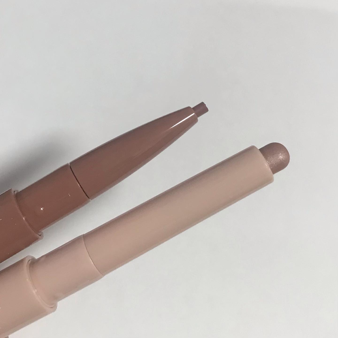 ぷっくりアイカラーペンシル/ミゼルエディ/スティックアイシャドウを使ったクチコミ（3枚目）