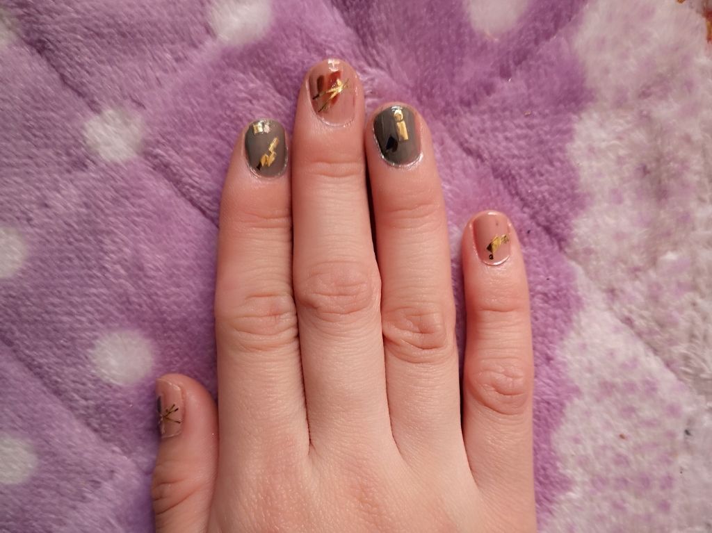 ネイルホリック/ネイルホリック/マニキュアを使ったクチコミ(3枚目)