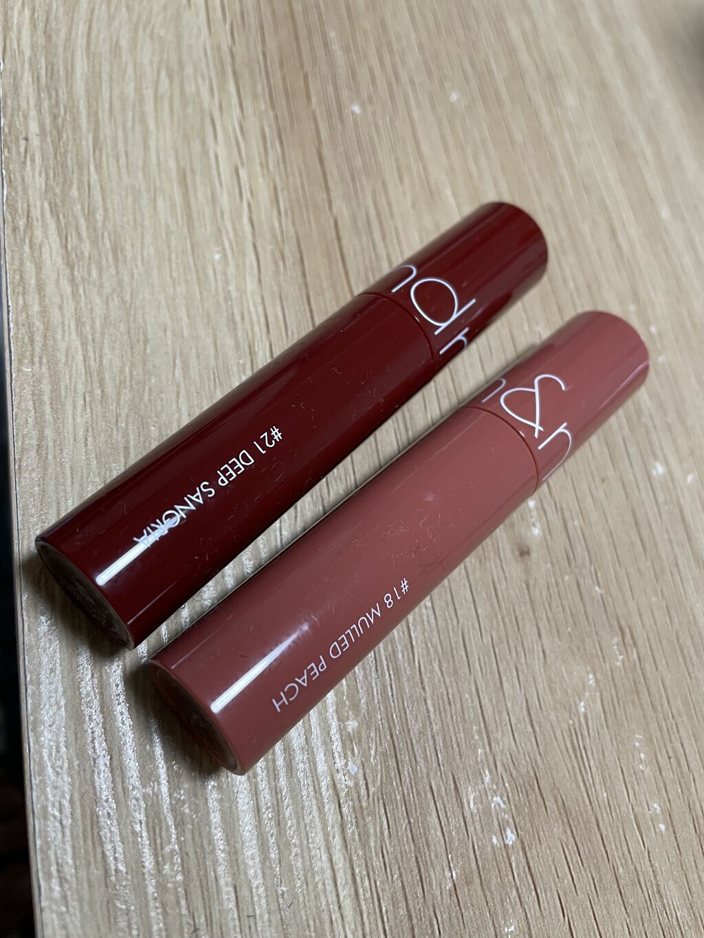 ジューシーラスティングティント/rom&nd/リップティントを使ったクチコミ（2枚目）