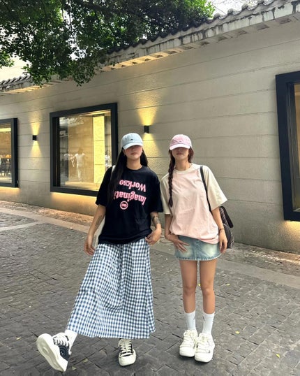 ひとみ on LIPS 「気軽に行き来する友情はとても楽しいですね#コーデ#韓国コーデ#..」(1枚目)