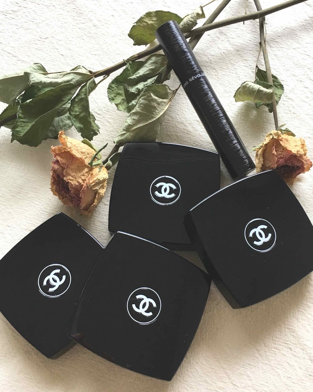 レ キャトル オンブル/CHANEL/アイシャドウパレットを使ったクチコミ（2枚目）