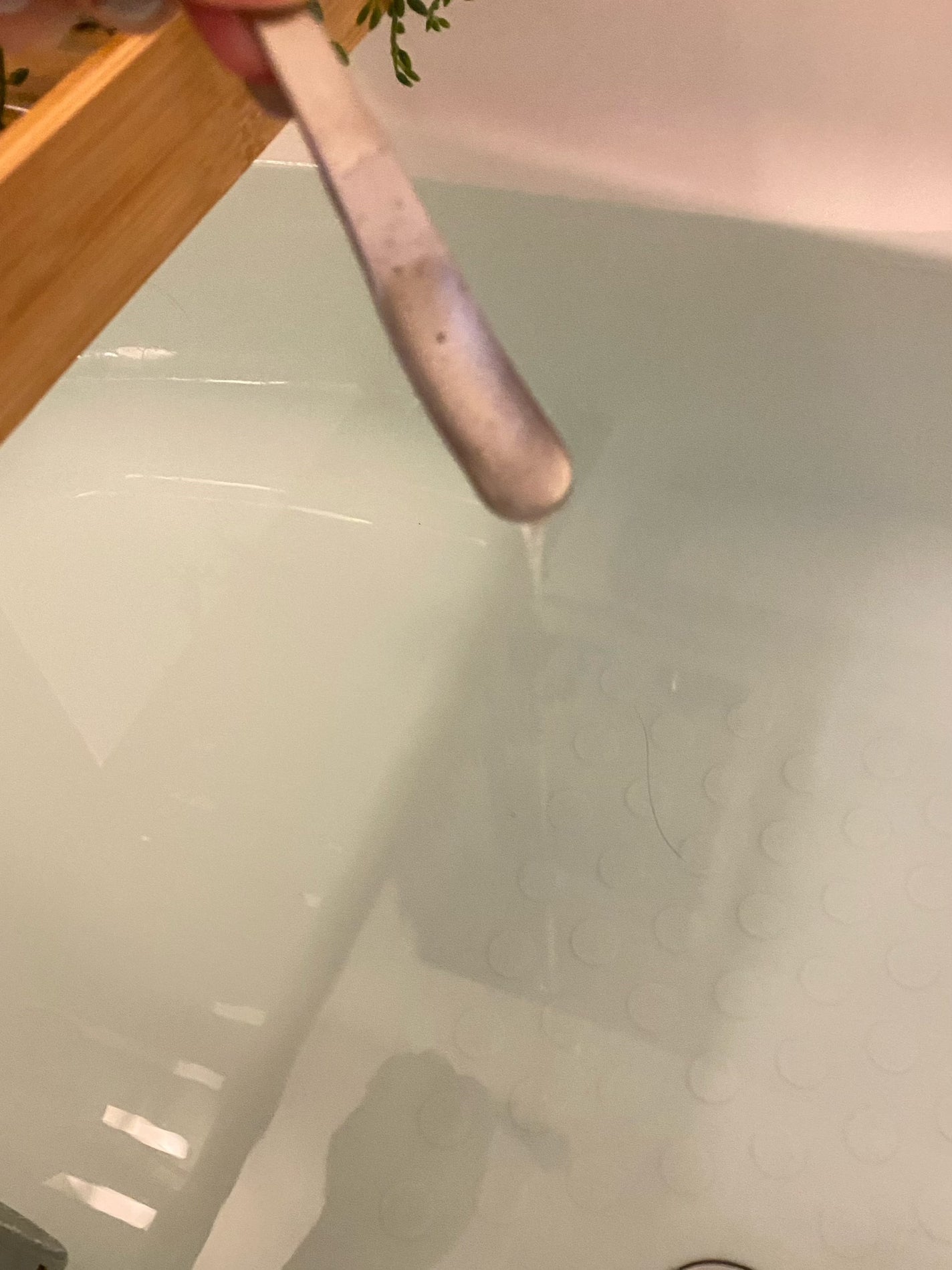 アロマソルトスクラブ/ワンオーバージー/ボディスクラブを使ったクチコミ(4枚目)