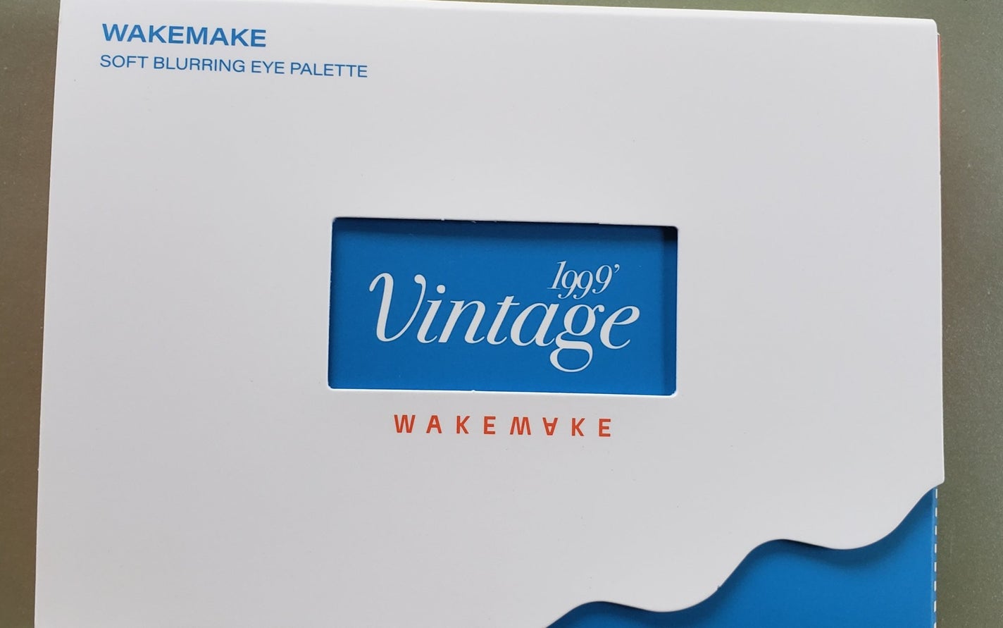 ソフトブラーリングアイパレット/wakemake/アイシャドウパレットを使ったクチコミ(2枚目)