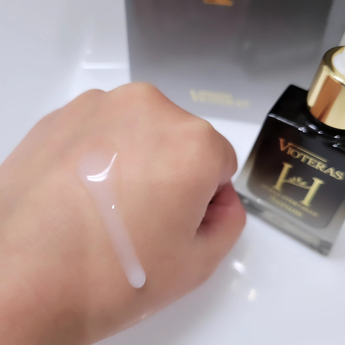 HSCセラム　ヒト肝細胞ベースケア美容液/ヴィオテラス/美容液を使ったクチコミ（3枚目）